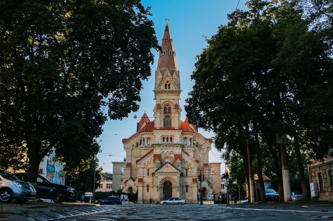 Апарт-Готель У Кірхи Одеса Екстериор снимка